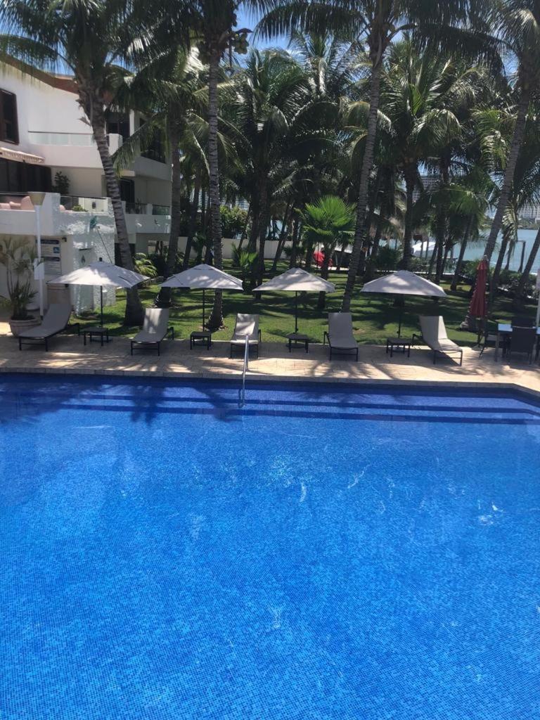 Sina Suites Cancún Exteriör bild